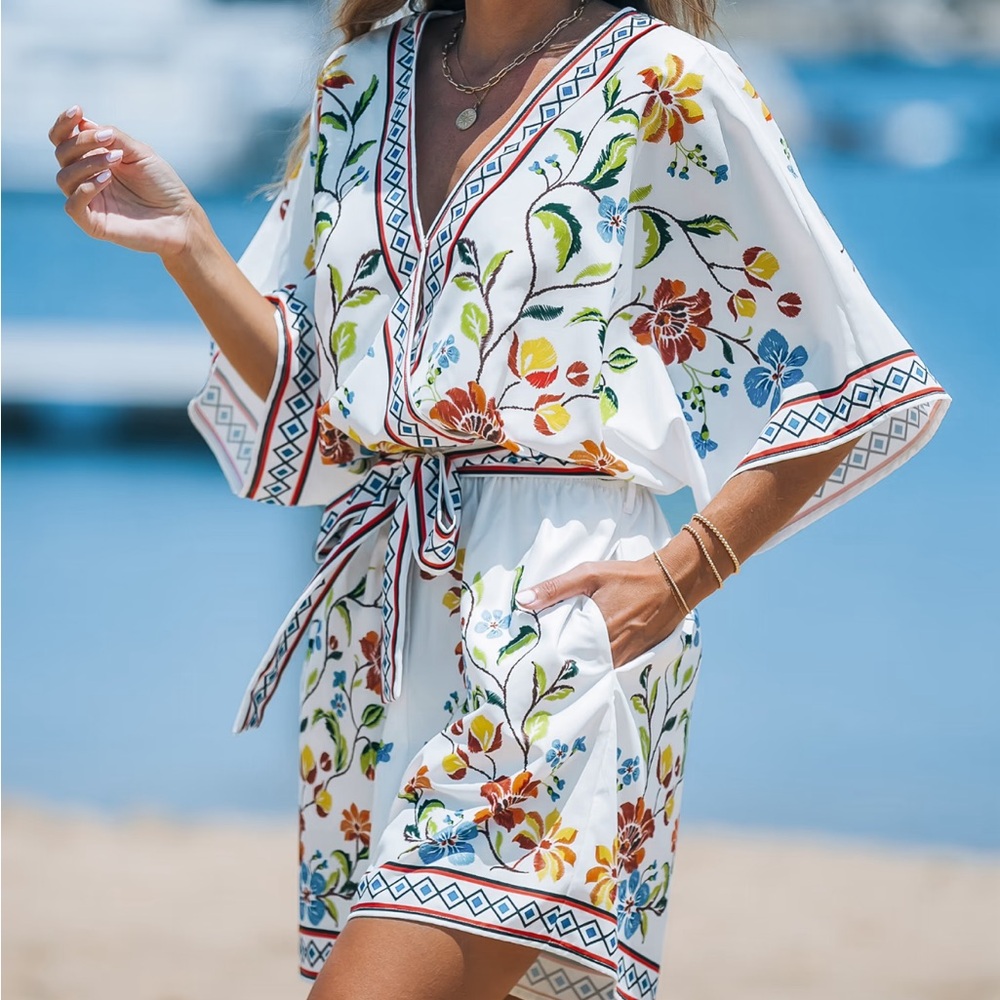Cupshe White Floral Surplice Half Sleeve Romper Women